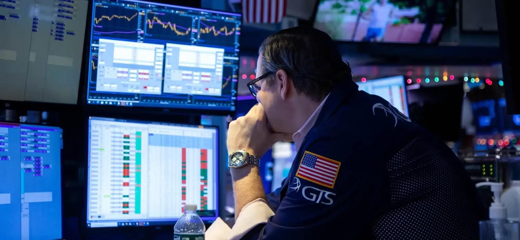 Dow Jones açıklanan veriler sonrası sert kayıpla kapandı